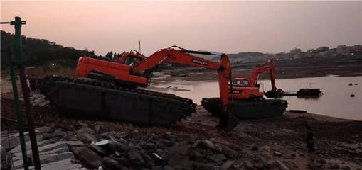 民強水陸兩用挖掘機出租 洪湖市大沙優質推薦商家，助力高效施工
